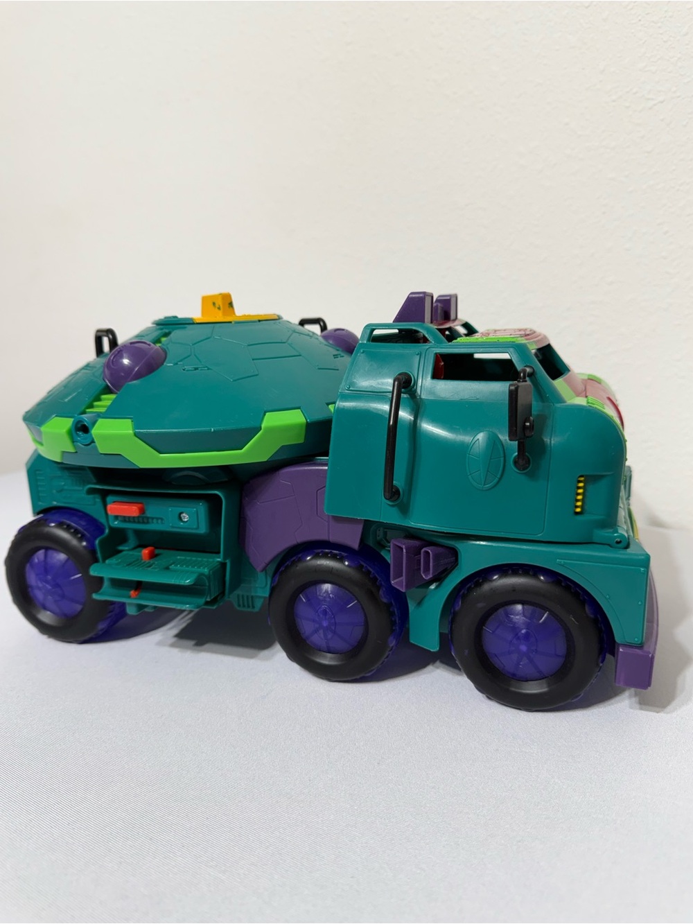 TMNT Rise of the Teenage Mutant Ninja Turtles Tank Taxi Truck Playmates 2018